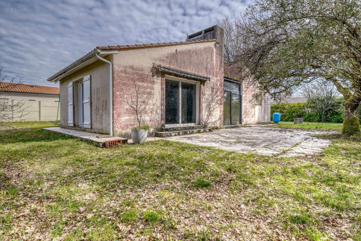 Maison à LE TAILLAN-MEDOC