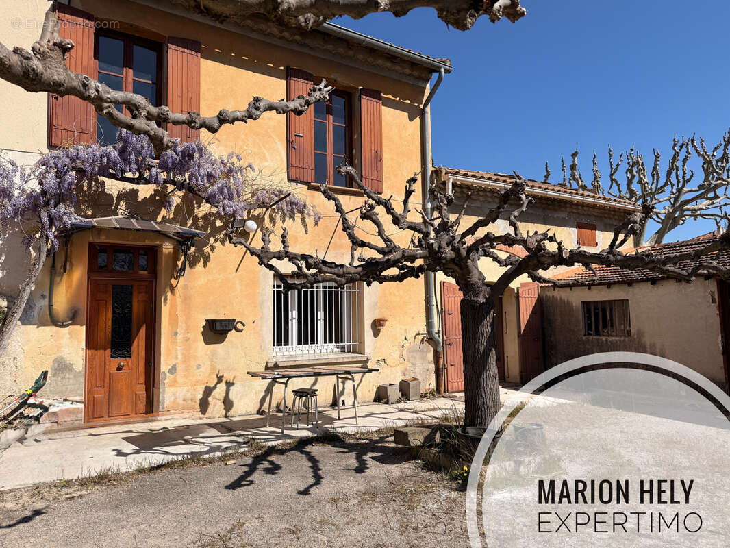 Maison à JONQUIERES