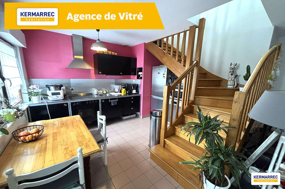 Appartement à ARGENTRE-DU-PLESSIS