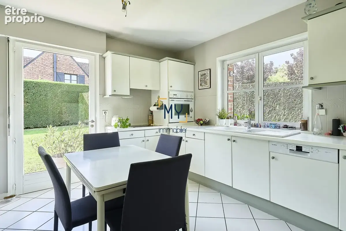 Maison 5 pièces 130 m² à vendre à Hem (59510) - photo 6