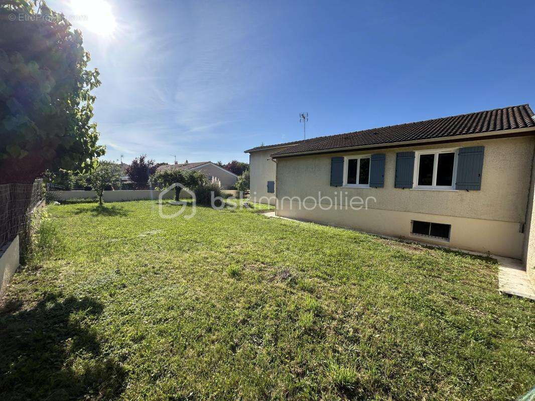 Maison à ROMANS-SUR-ISERE