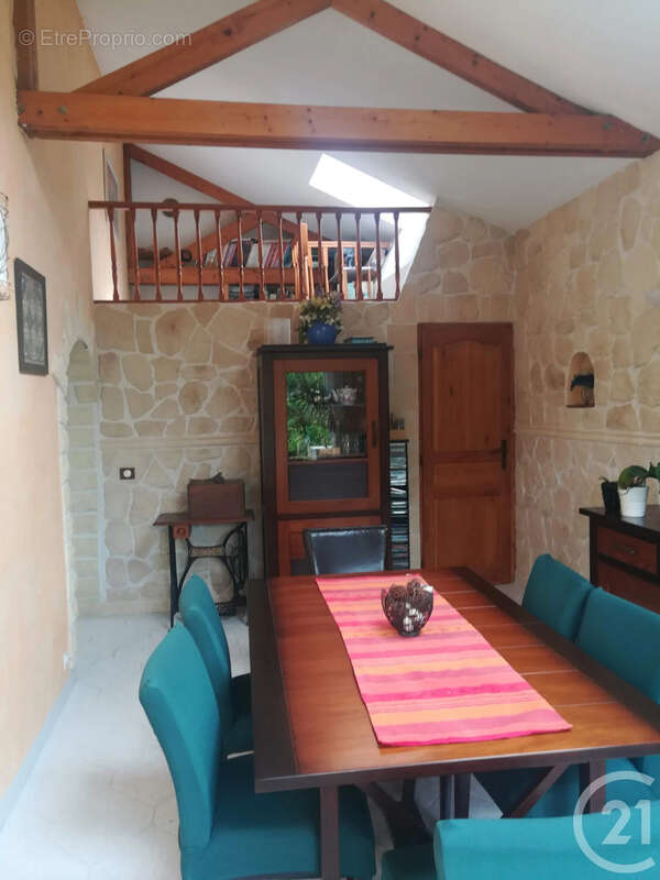 Maison à EVRY-GREGY-SUR-YERRE