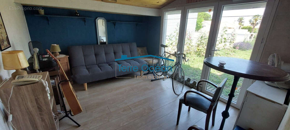 Maison à MESCHERS-SUR-GIRONDE