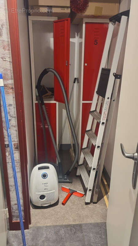 Commerce à ASNIERES-SUR-SEINE