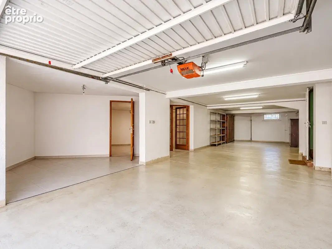 600m de l'eglise de Mazargues, MAISON 190m2 6 chambres, PISCINE et GARAGE, au CALME absolu - photo 15