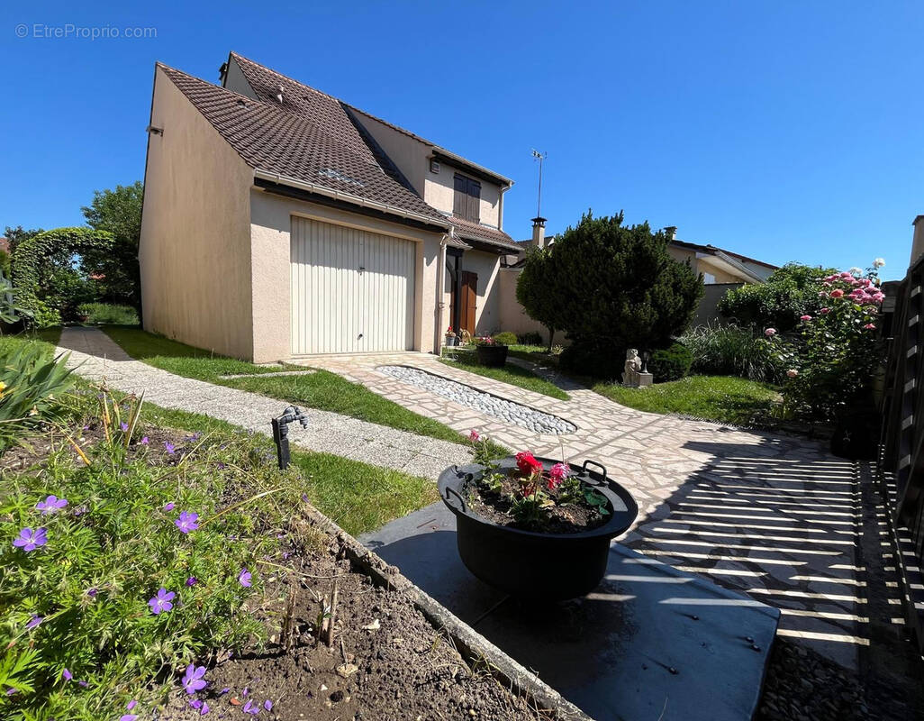 Maison à CHELLES