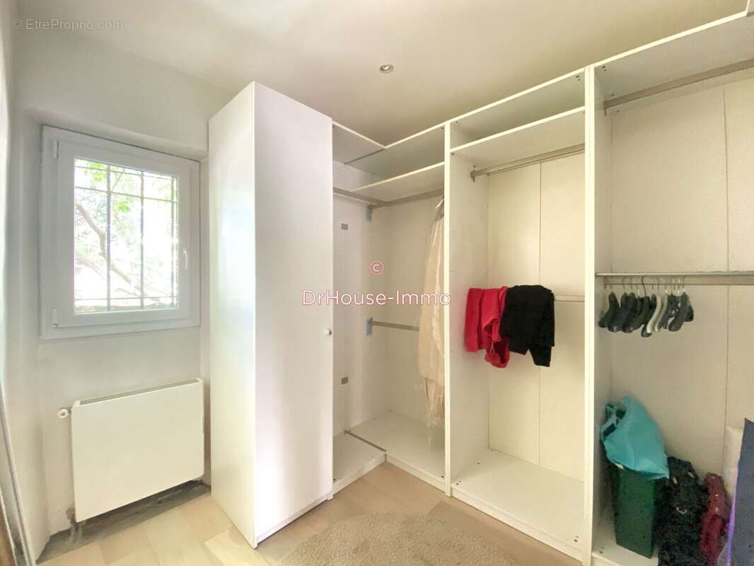 Appartement à MARSEILLE-9E