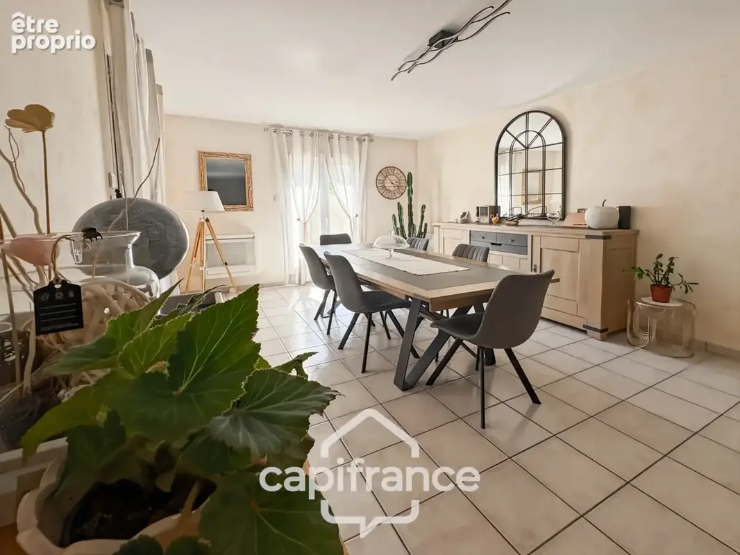 Maison familiale de 131 m2 sur la commune de LAIVES - photo 5