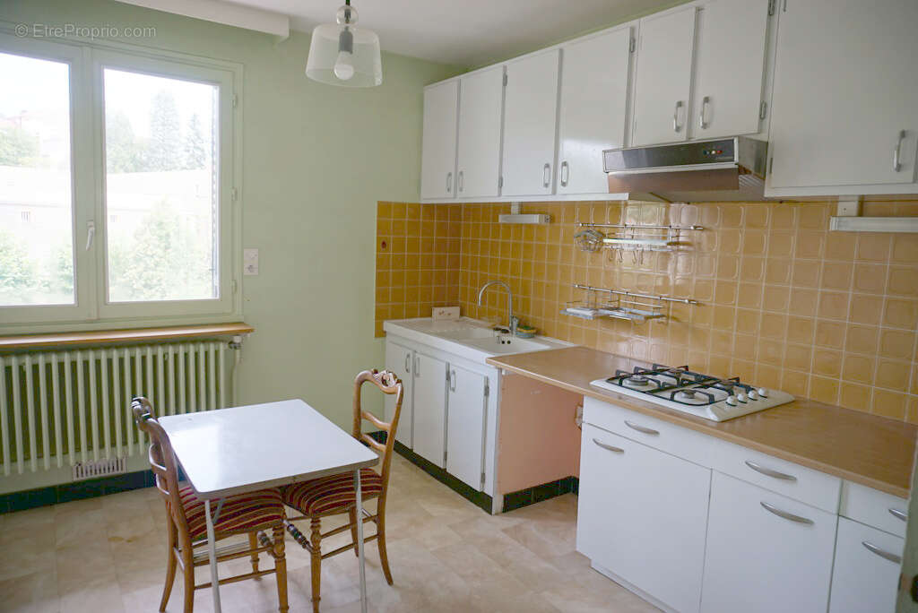 Appartement de type F4 avec cave et garage - photo 4