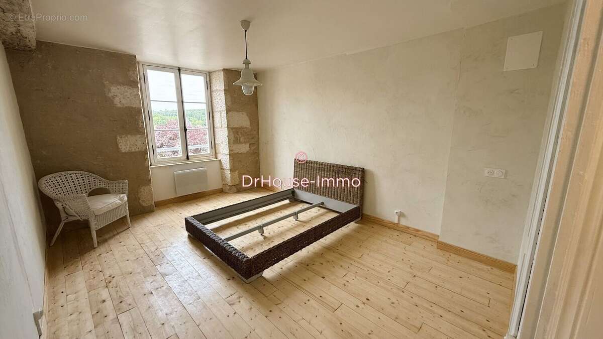 Maison à LA MOTHE-SAINT-HERAY