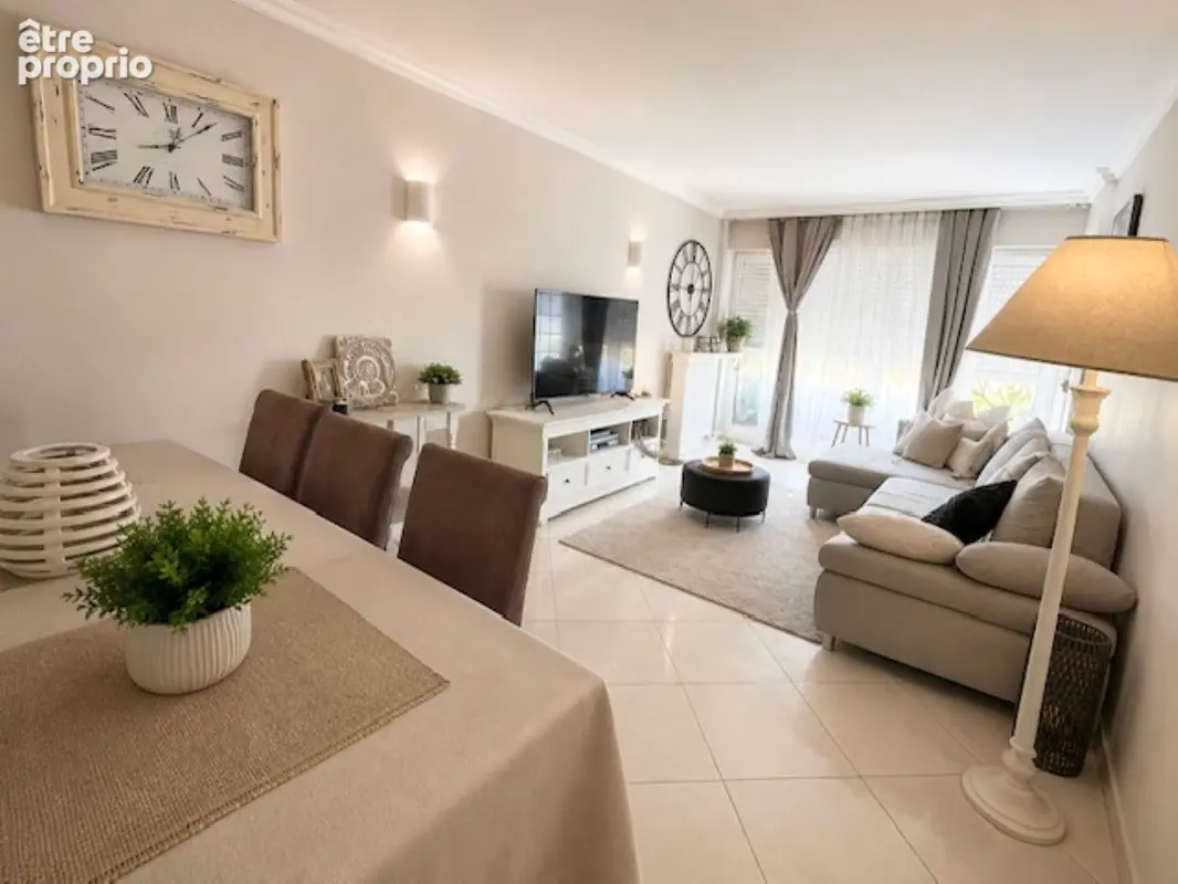 Appartement à SARTROUVILLE