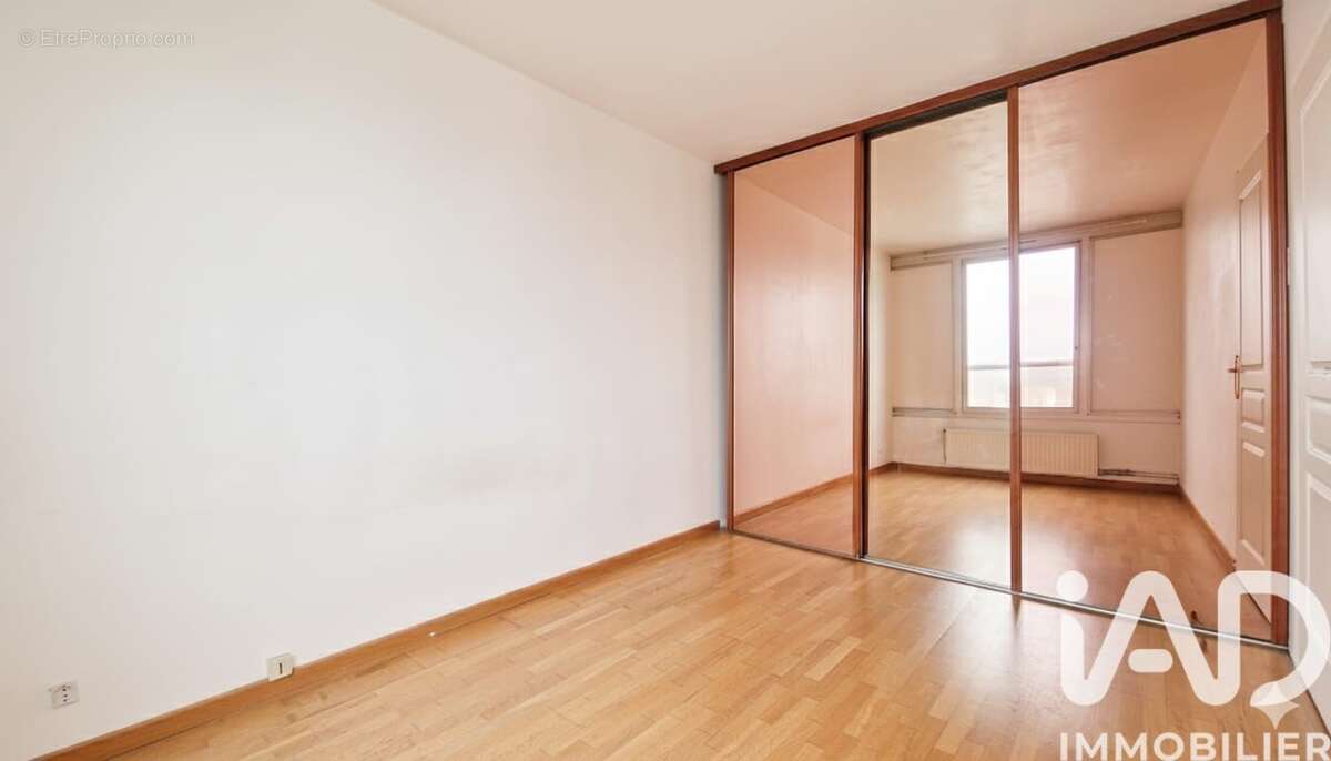 Photo 7 - Appartement à ASNIERES-SUR-SEINE