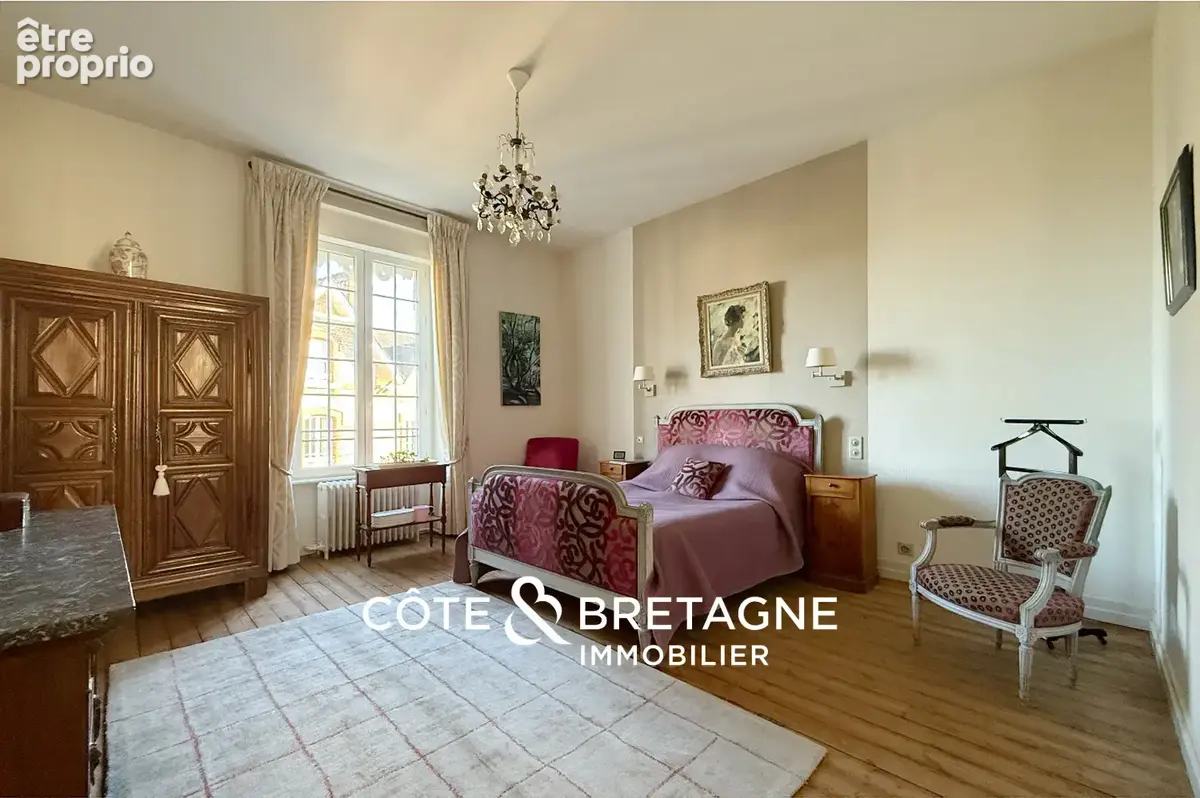 Maison de caractère à Dinan   Demeure bourgeoise avec gîte  Réf : 2025136 - photo 9