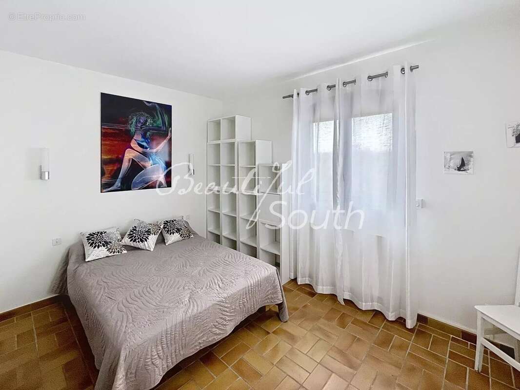 Maison à MONTESQUIEU-DES-ALBERES