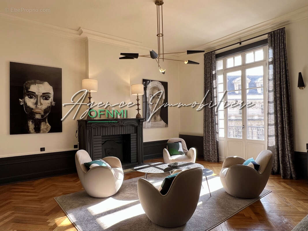 Appartement à SAINT-ETIENNE