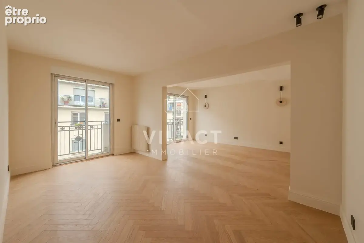 Appartement 5 pièces 89 m² à vendre à Paris-15e (75015) - photo 5