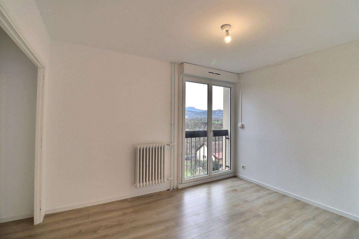 Appartement à LE PONT-DE-BEAUVOISIN