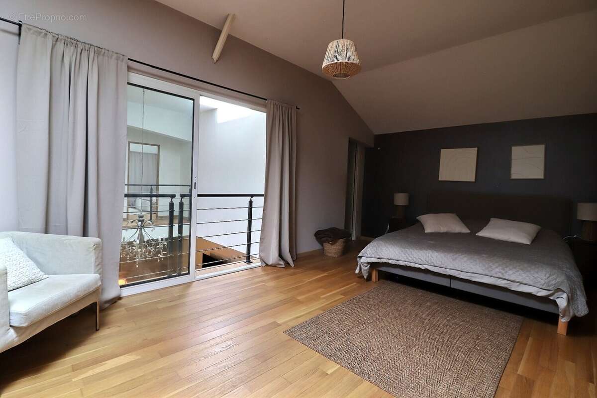 Maison à FACHES-THUMESNIL