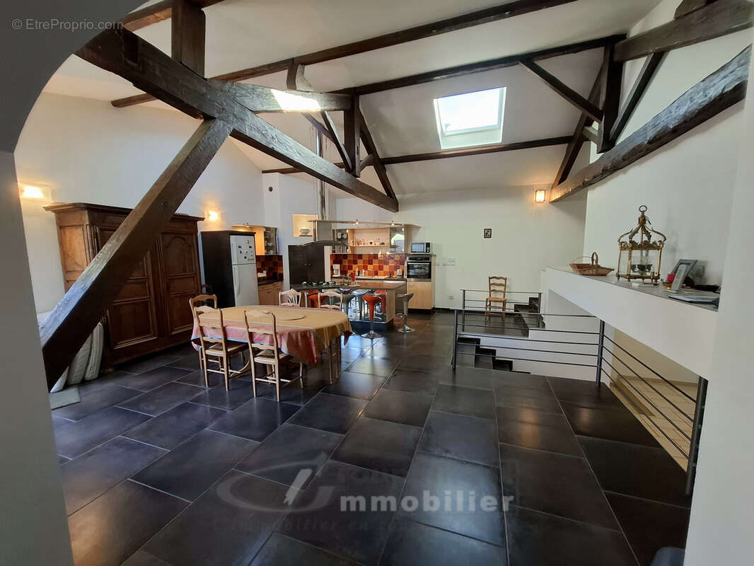 Maison à ROMANS-SUR-ISERE