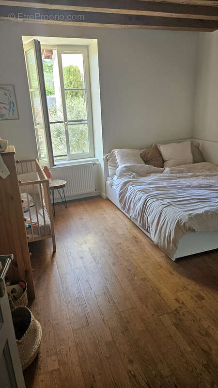 Appartement à ROCHETAILLEE-SUR-SAONE
