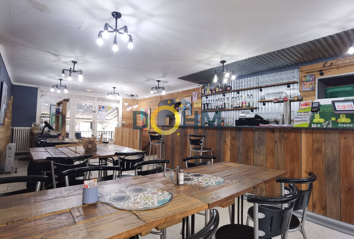 Commerce à VILLEFORT