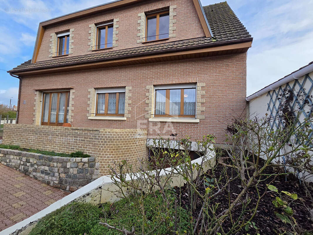 Maison à LOOS-EN-GOHELLE