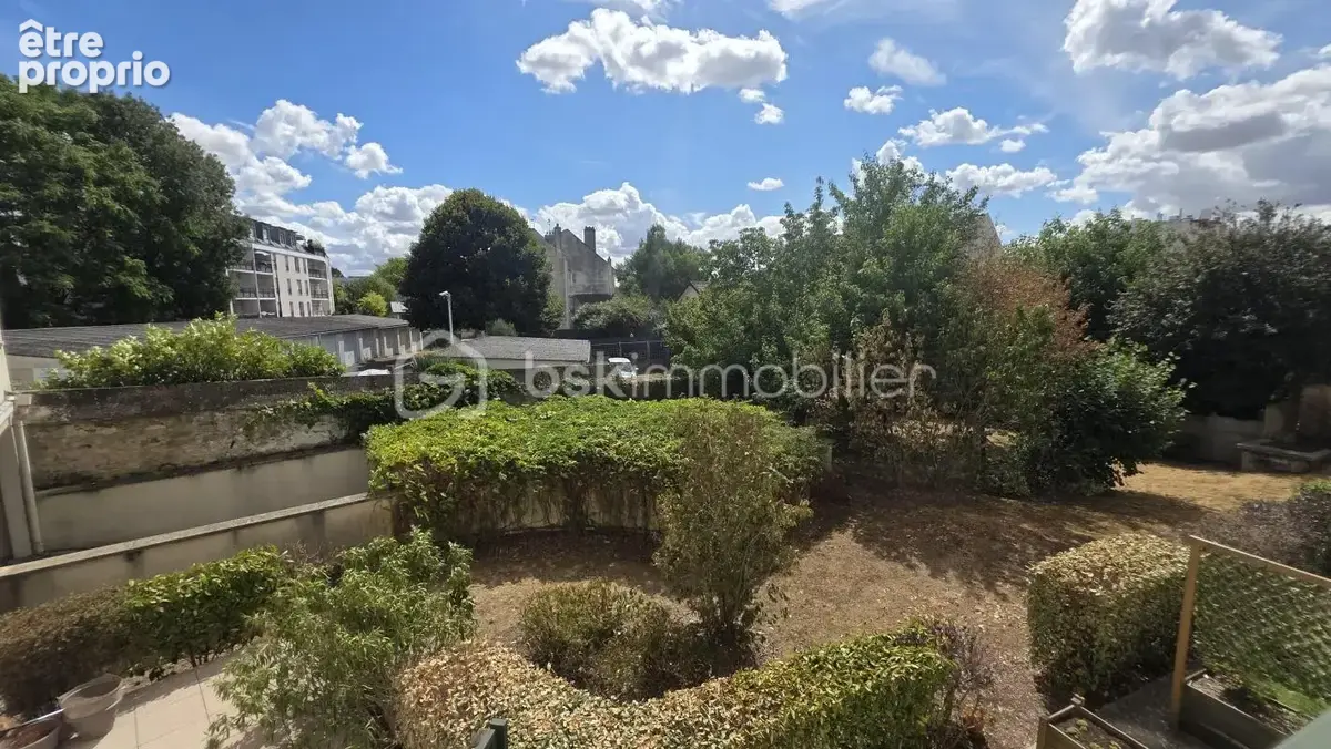 Grand appartement F2 - 44 m2 - Belle vue et Parking privatif - photo 7