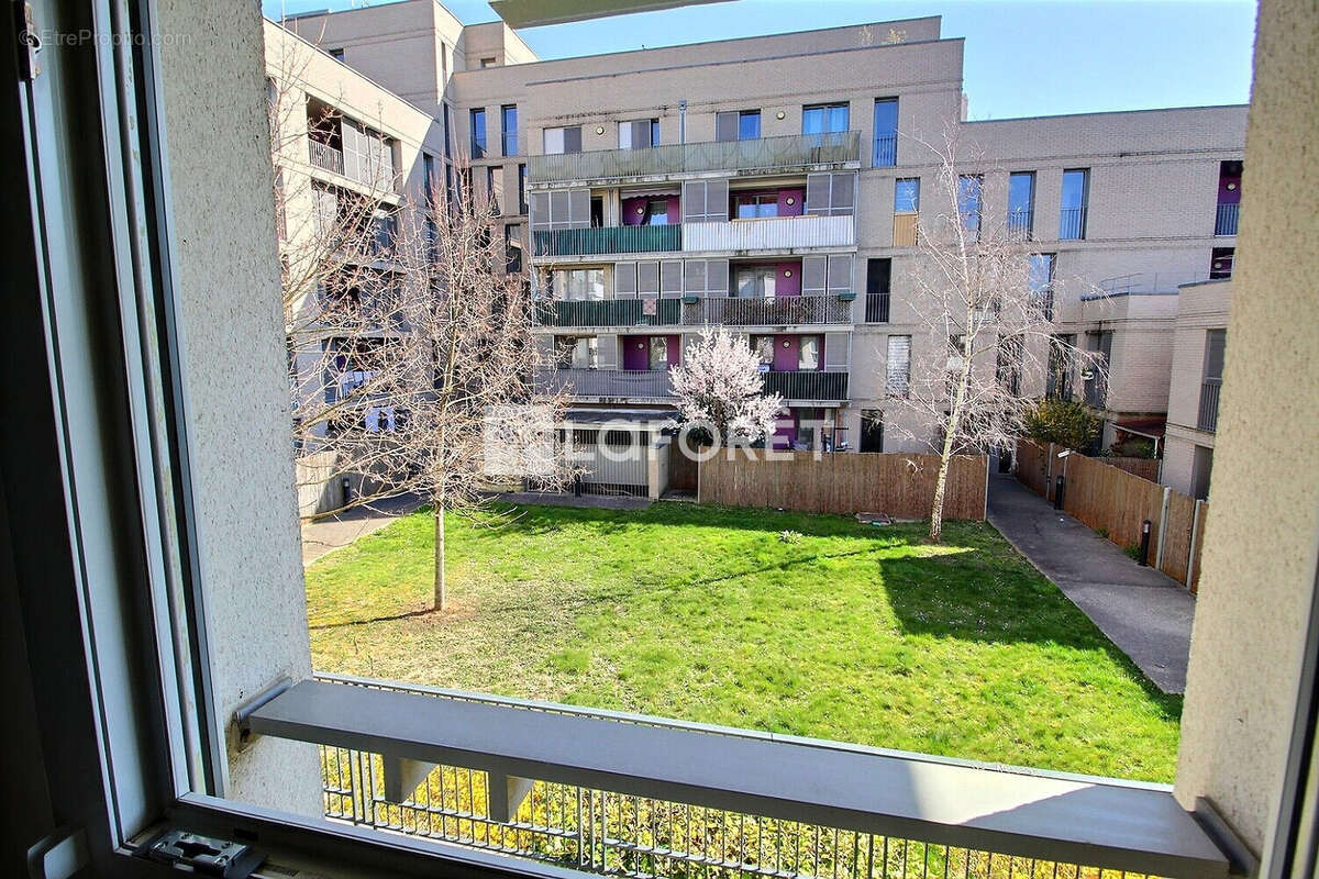 Appartement à GENNEVILLIERS