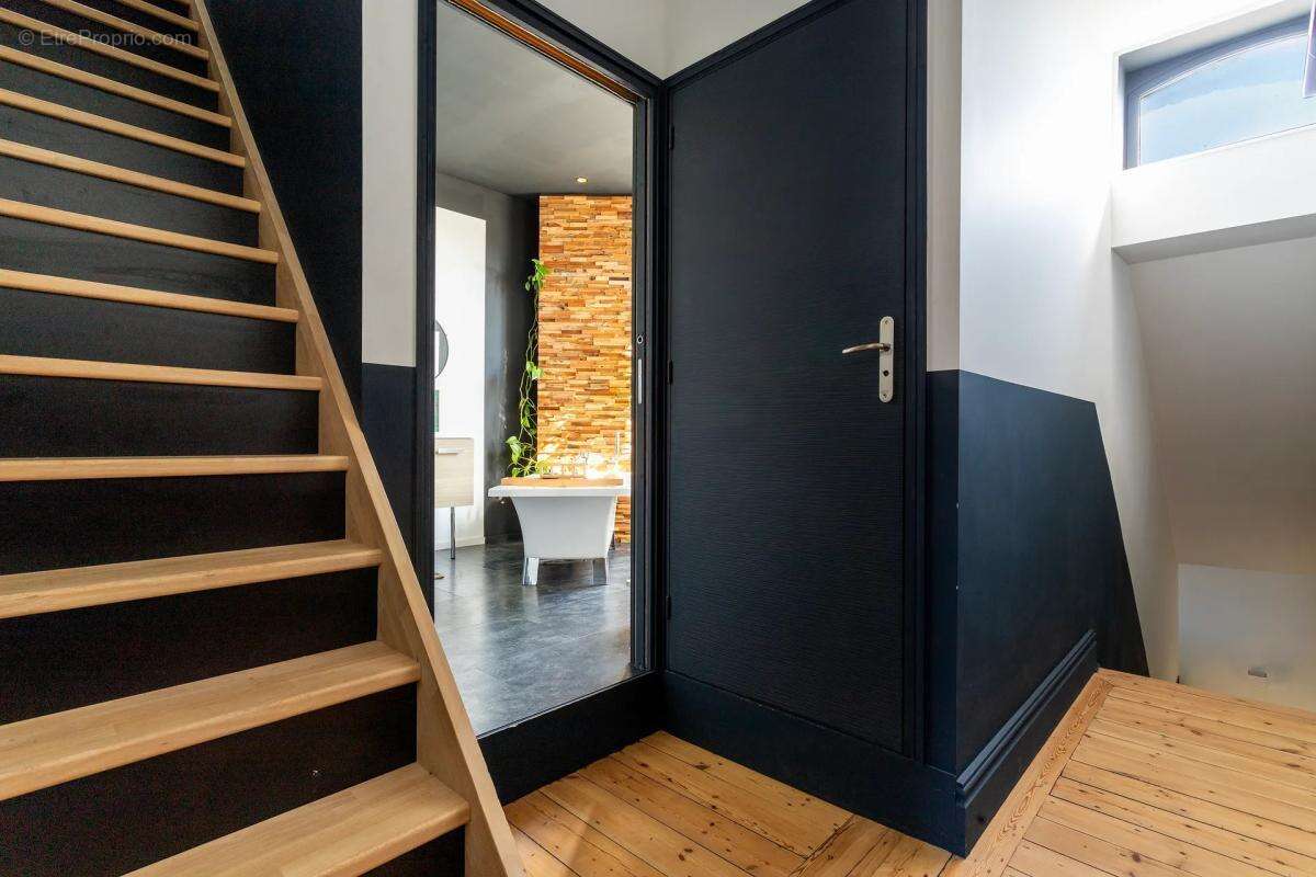 Maison de 4 pièces de 120 m² à Roubaix - photo 12