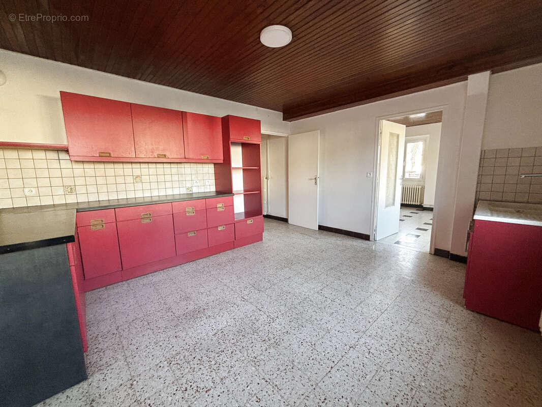 Maison à COULMIER-LE-SEC