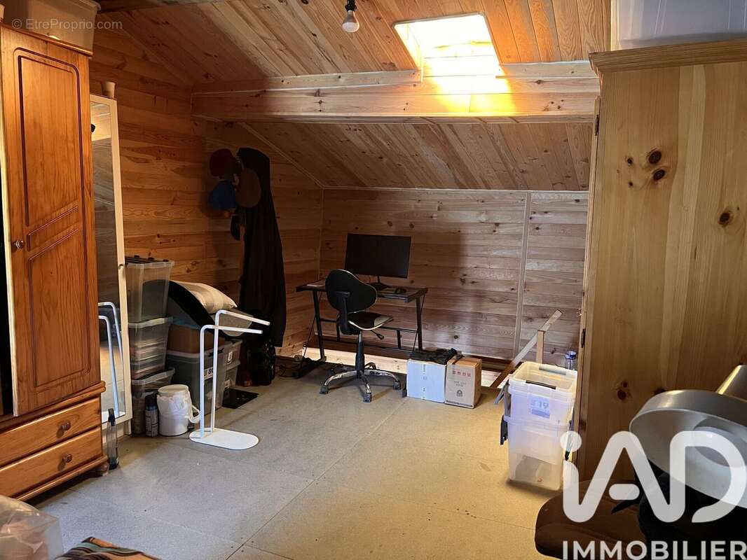 Maison 93 m² à Taize-Aizie  - photo 6