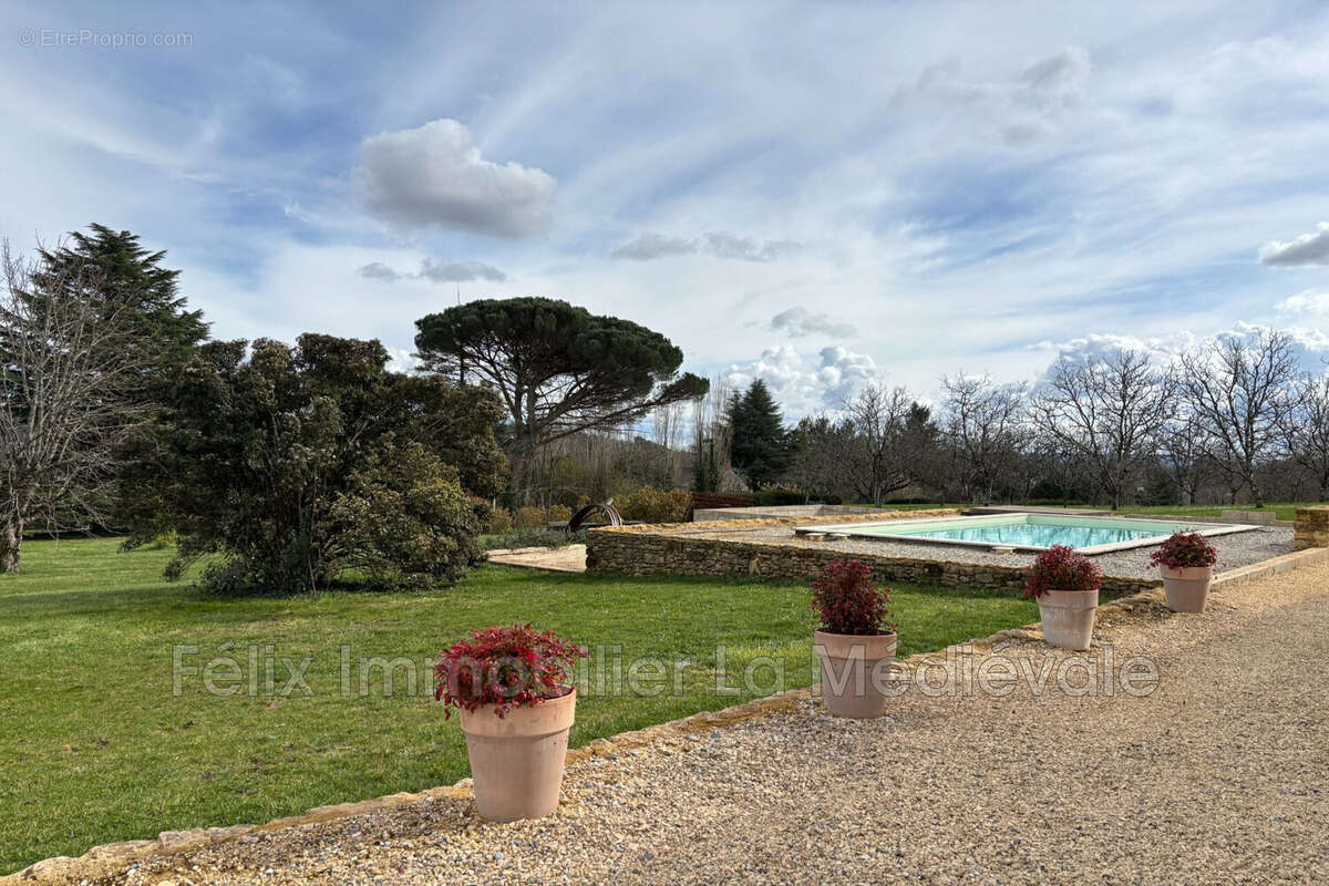 Maison à SARLAT-LA-CANEDA