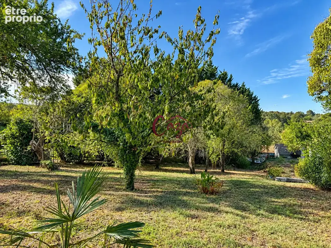 Photo Terrain à Yvrac au prix de 181 500€