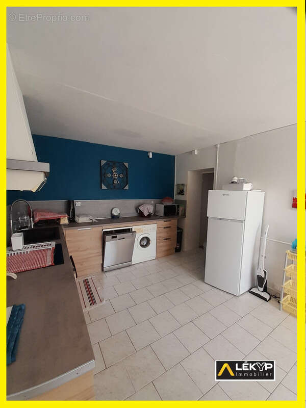 Maison à Tesson 17460 - photo 17