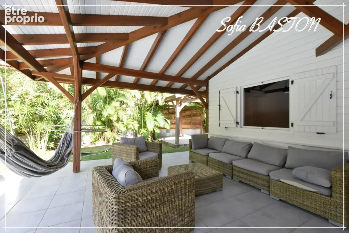 LES TROIS ILETS VILLA P6 bis -165 m² Hab / - Terrain de 986 m² - Piscine - Plain pied - A Vendre Martinique (972) - photo 23