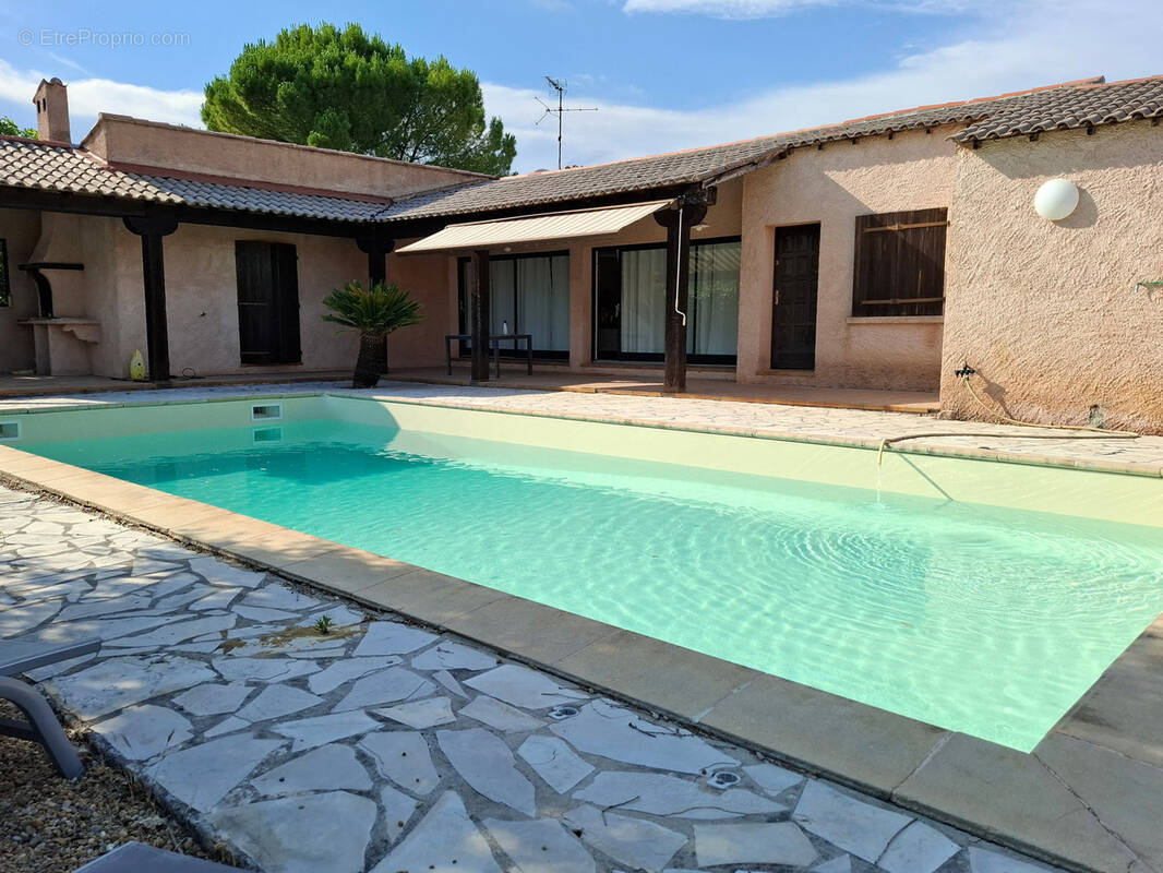 Maison à LORGUES