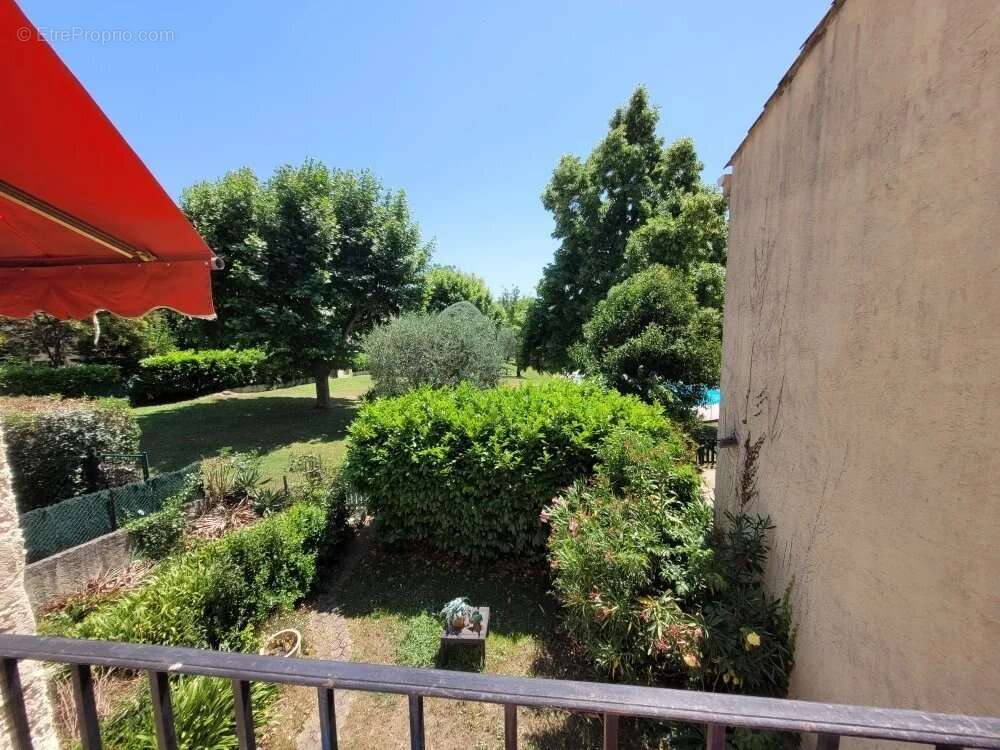 Appartement à PEYMEINADE
