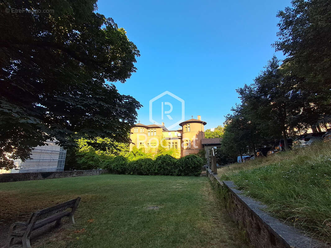 Appartement à LYON-5E