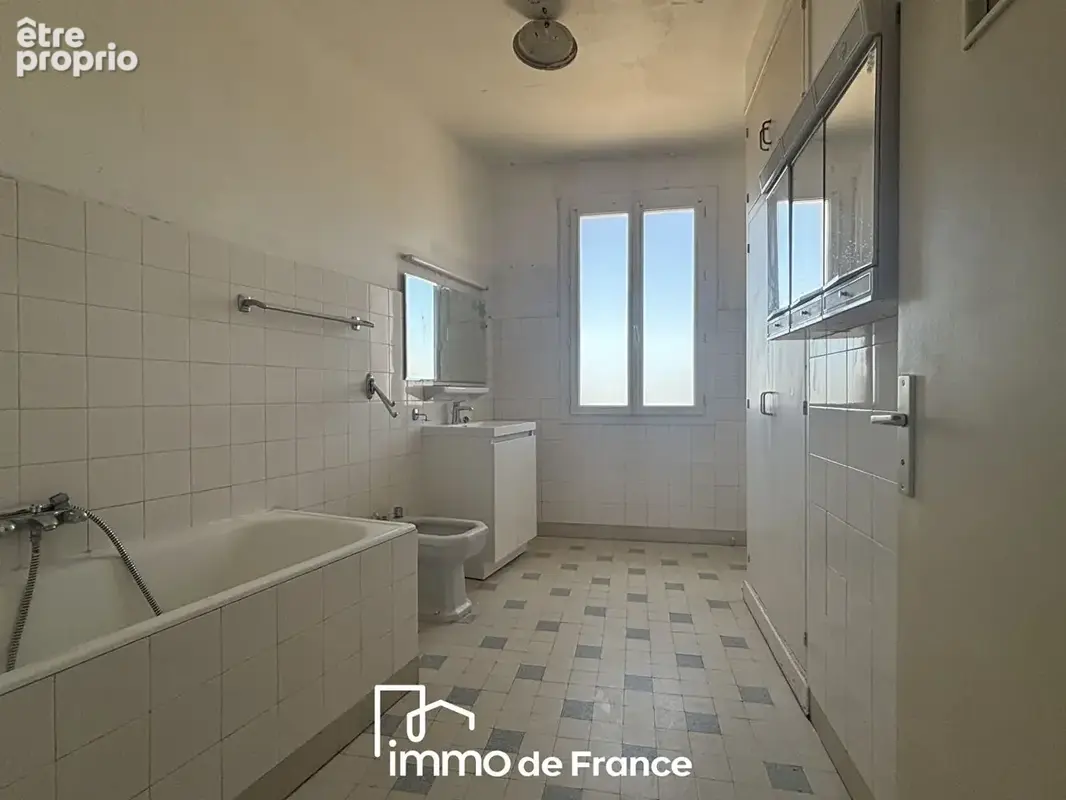 Appartement Rodez 3 pièce(s) 104.17 m2 - photo 6