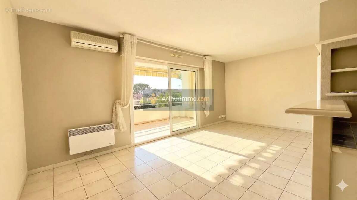 Appartement à SAINT-RAPHAEL
