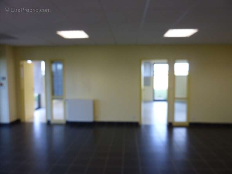 Commerce à ARCONNAY