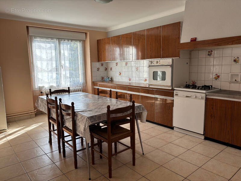 Maison à BAINS-SUR-OUST