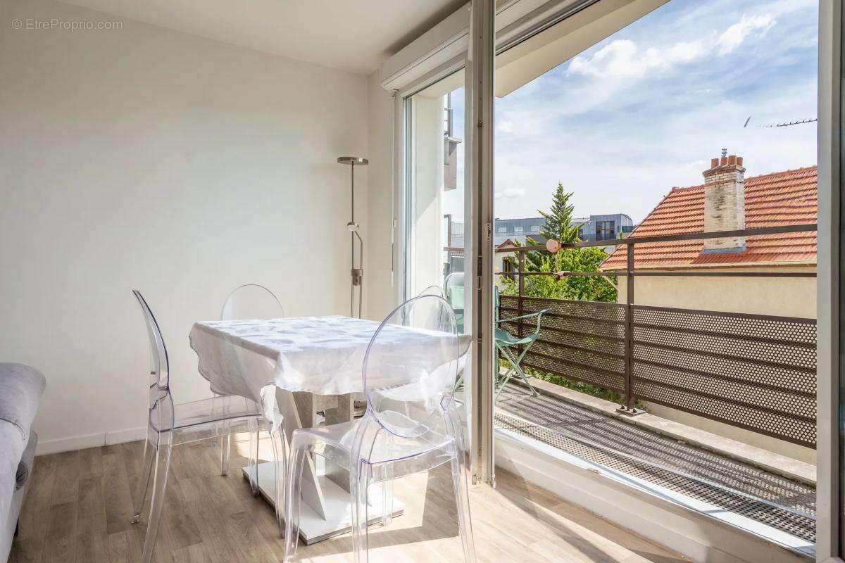 Appartement à ROSNY-SOUS-BOIS
