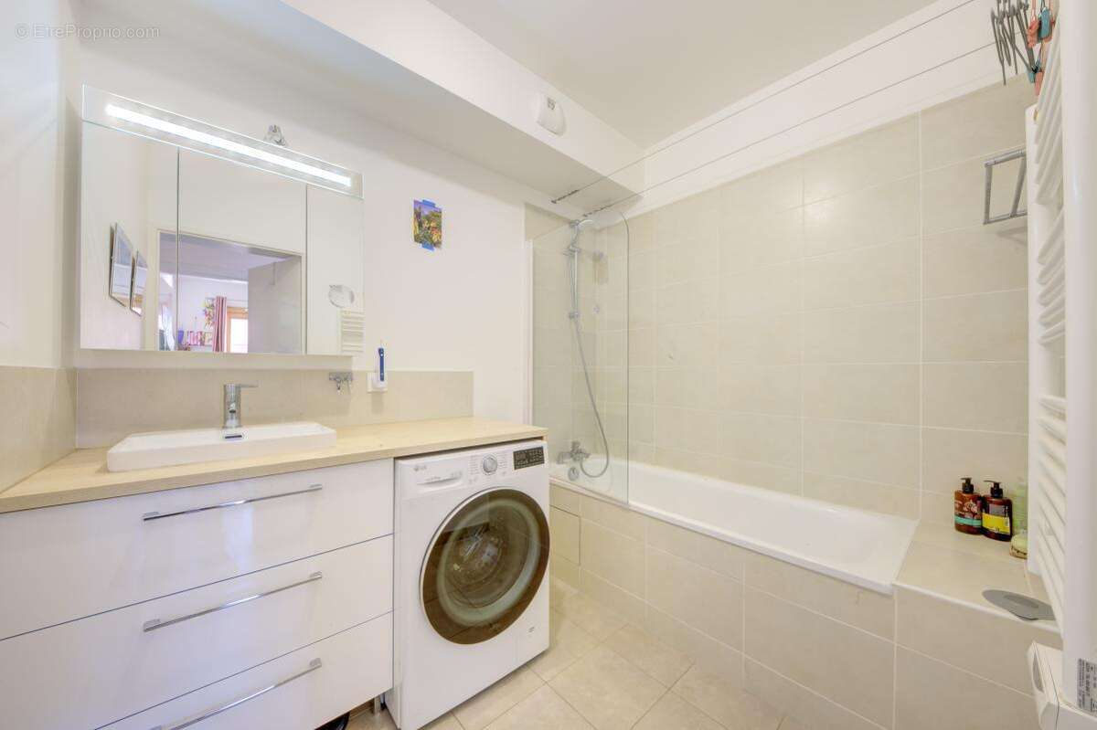 Appartement à SAINT-OUEN