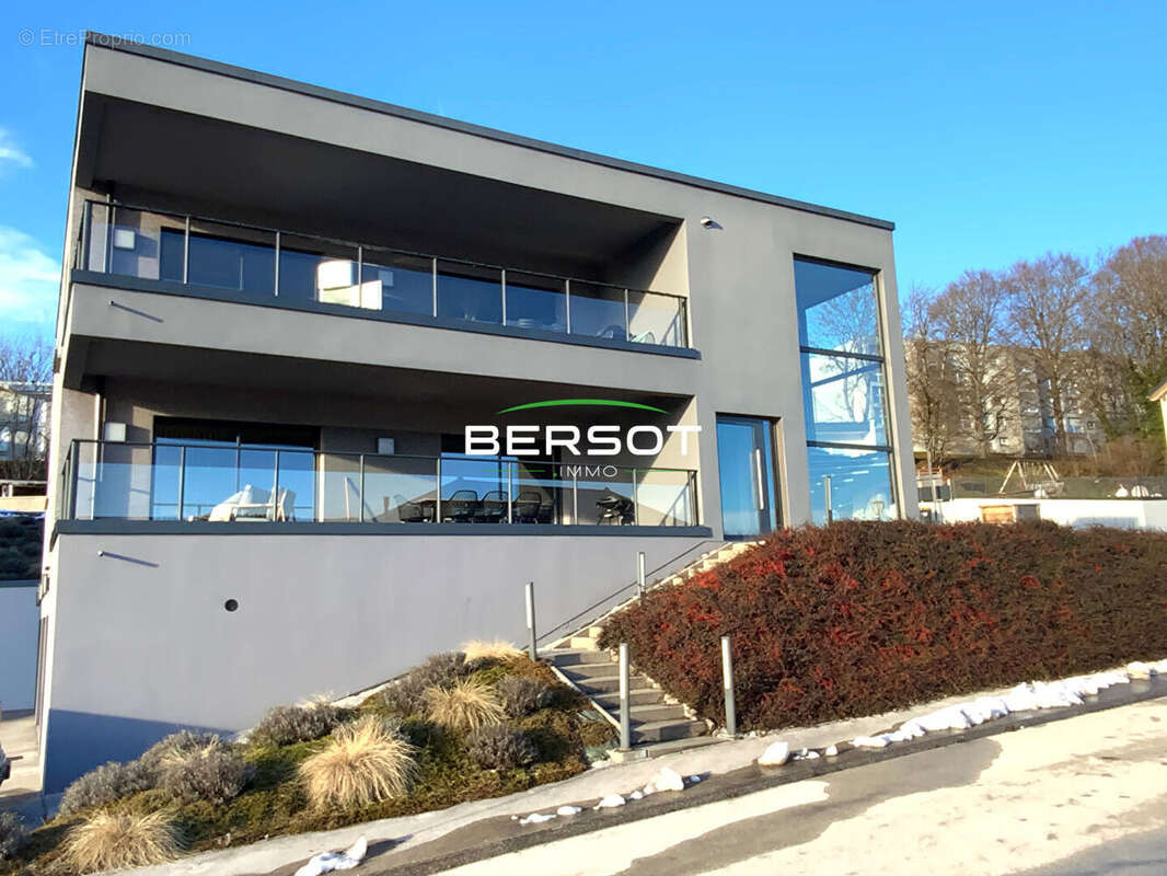 Appartement à VILLERS-LE-LAC