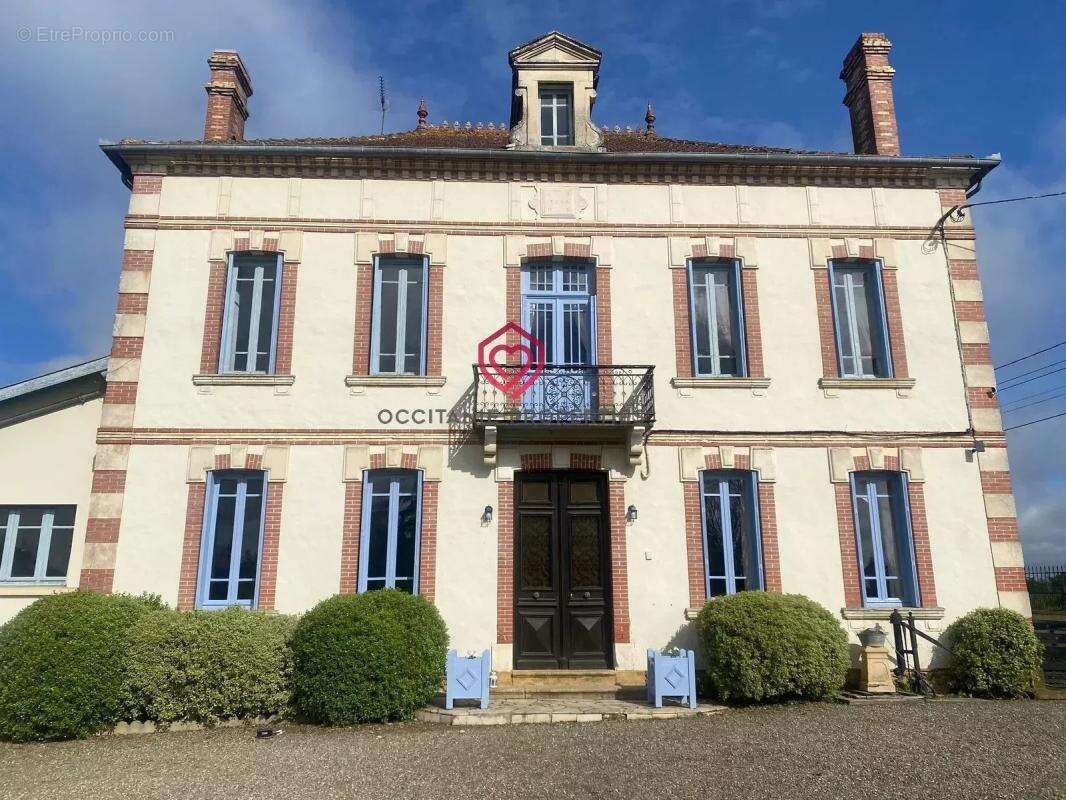 Propriété de luxe avec 14 chambres et piscine  au cœur d'Armagnac - photo 4