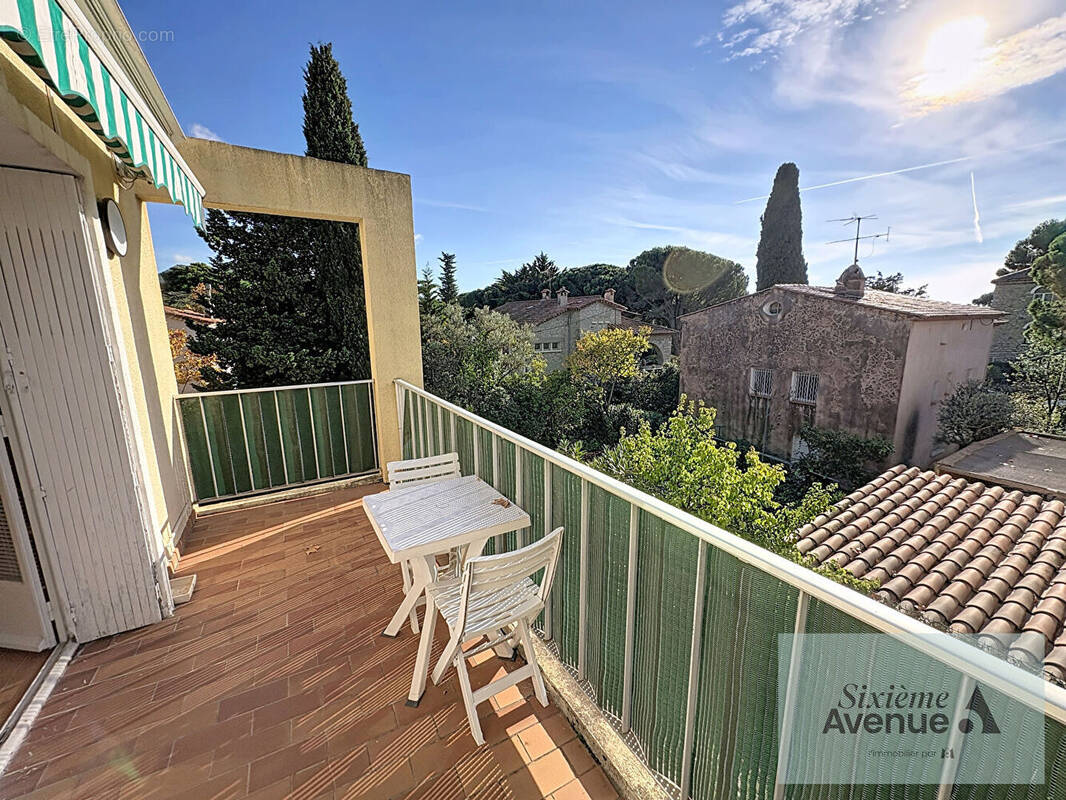 Appartement à SAINT-CYR-SUR-MER