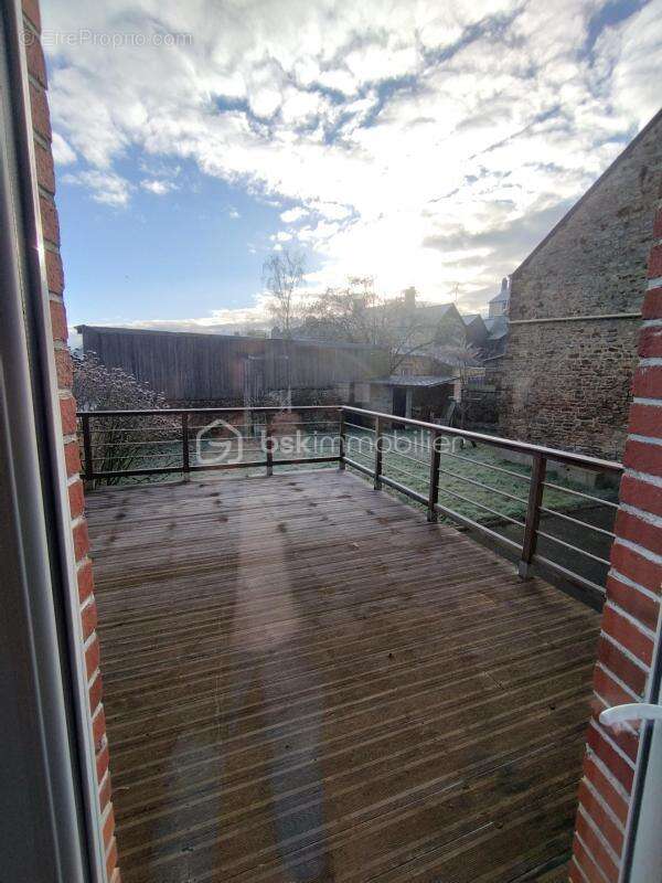 Maison à MARTIGNE-FERCHAUD