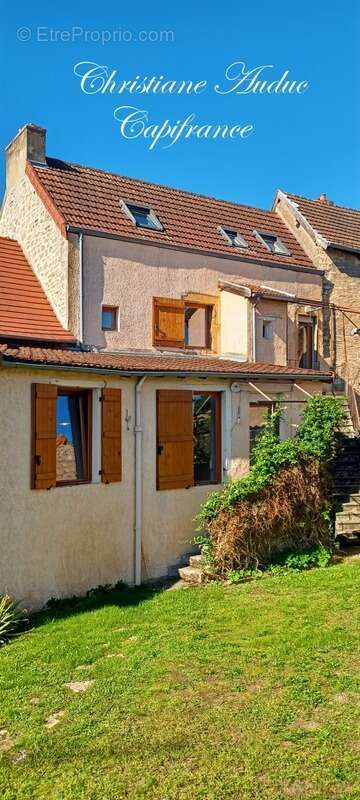 Maison à PARAY-LE-MONIAL