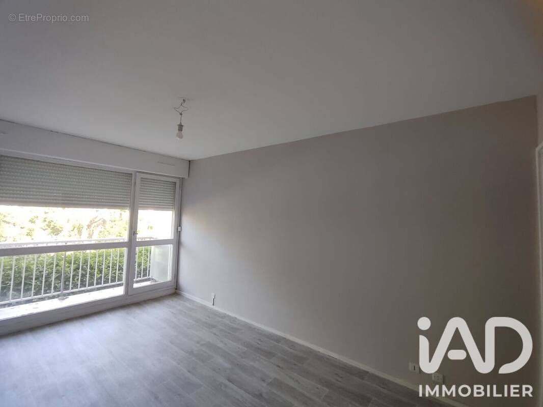 Photo 1 - Appartement à MAINVILLIERS